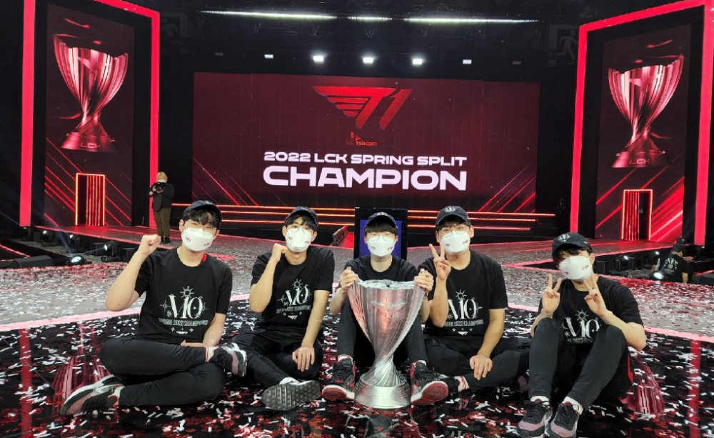 因而果斷地 因而果斷地