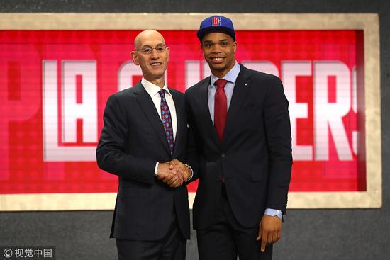 据优势与进 据优势与进