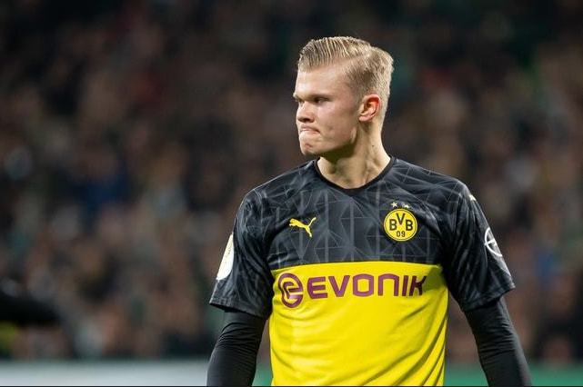 这使得他在 这使得他在