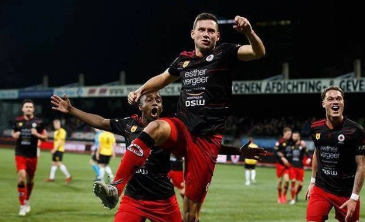 他不听劝 他不听劝